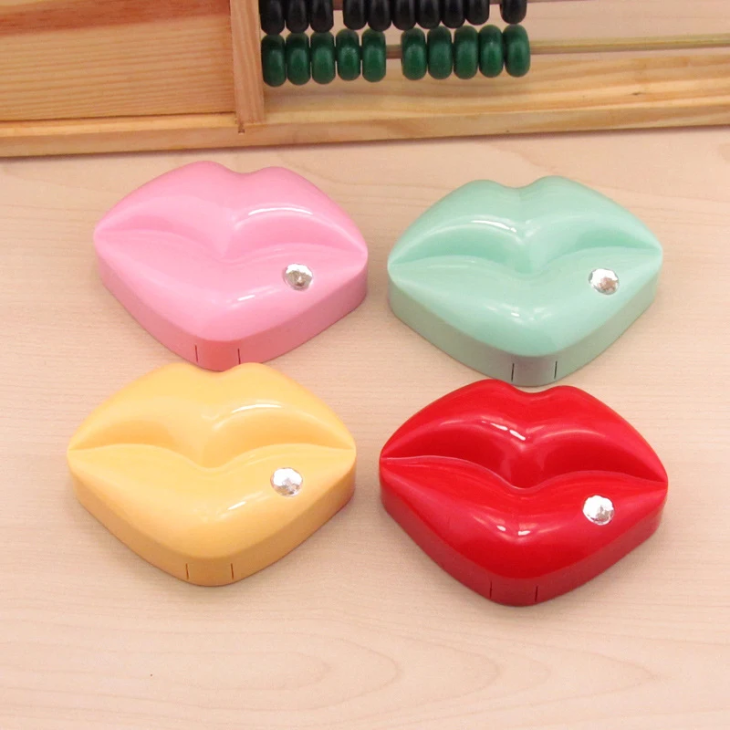 Lymouko Fashion New Design Sexy Lips Pocket Contact Lens Case for Lovers with Mirror Lenses Box