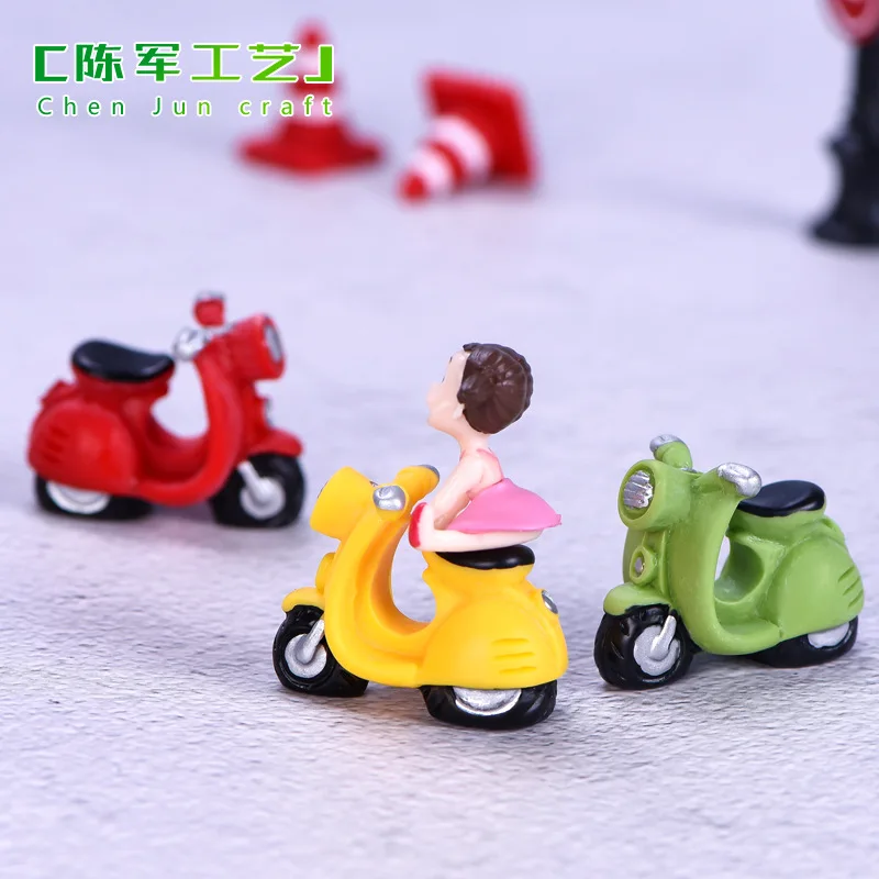 Fairy Garden Miniatures Mini Version Small Motorcycle Model Decoration Tricycle Toys for Children Moss Home Decor accessories