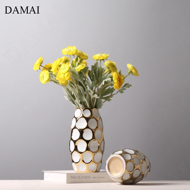 

Chinese Hollow Out Ceramic Vase Creative Golden Stroke Hollow Out Plant Pots Decorative Ornaments Living Room Decoration Modern