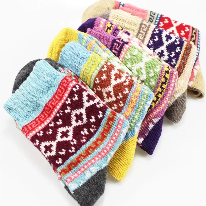 5 Pairs 1 Lot Winter Thick Warm Wool Women Socks Vintage Christmas Socks Colorful Socks Gift Thermal Rabbit Wool Thicken Socks