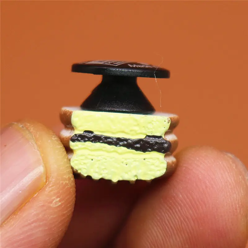Single sale 1pcs Simulation Tiramisu Shoe Charm Cute Shoe Buckles Accessories Sandal Decorations fit Kid\'s Party Gifts