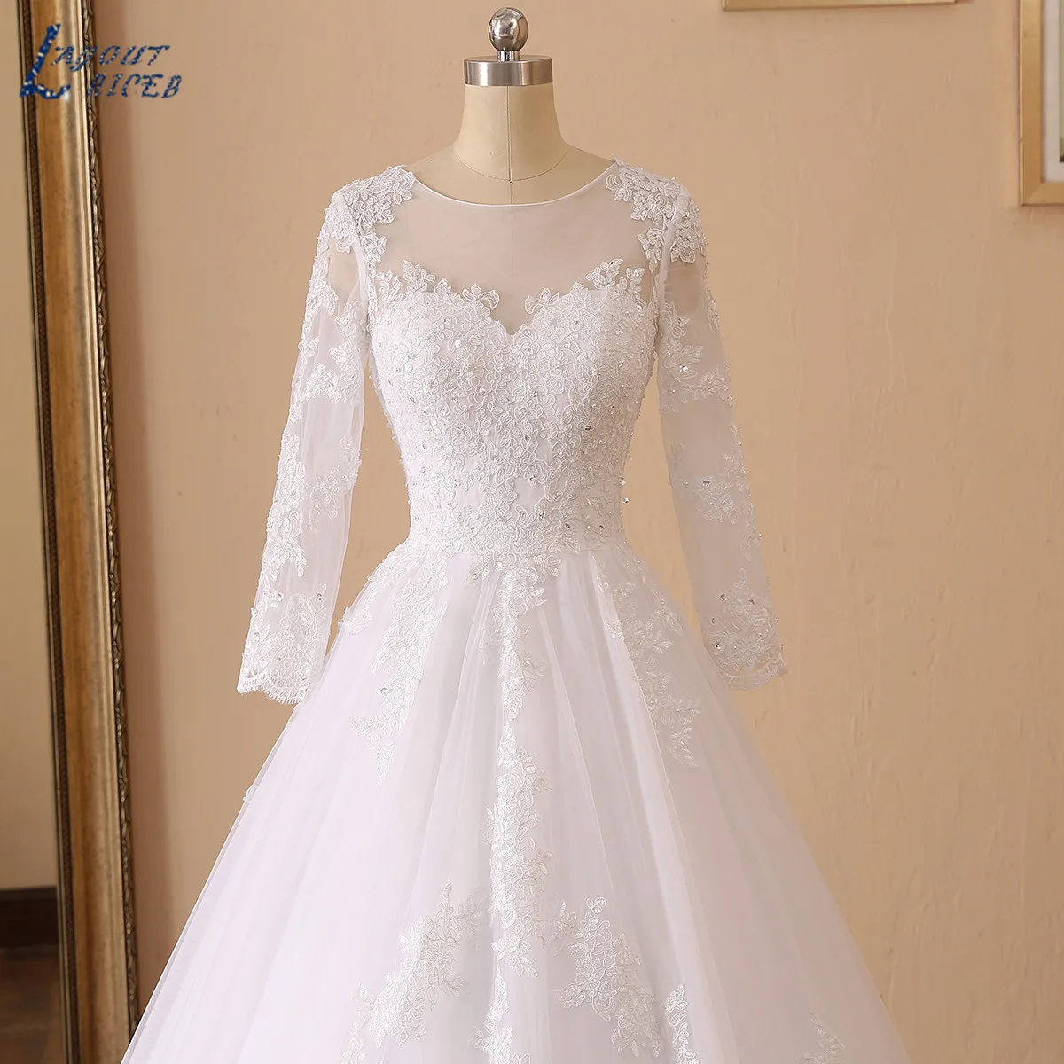 LAYOUT NICEB Long Sleeves Wedding Dress Elegant Lace Appliques Beads Vestido De Noiva Sexy Illusion Back Ball Gown Bridal Tulle