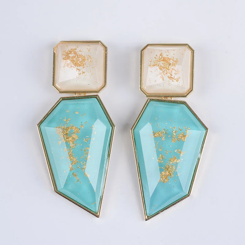 2025 New Gold Plated Resin Irregular Geometric Statement Earrings Women Indian Ethnic Large Drop Earrings Jewelry