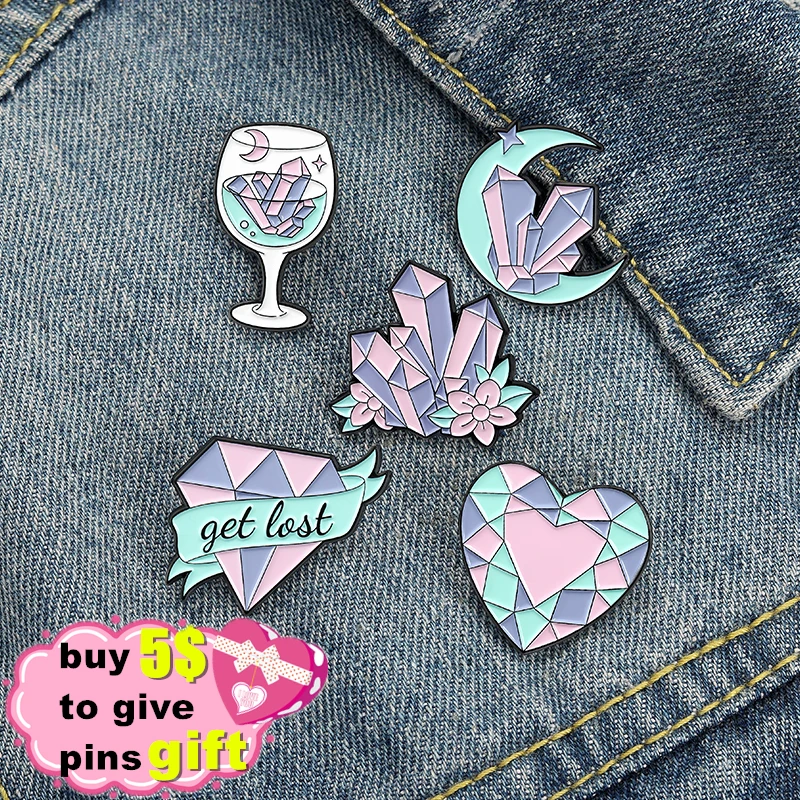 Pink Crystal Ore Enamel Pins Heart Moon Goblet Brooche for Women Backpacks Lapel Pin Cartoon Badge Jewelry Gift Wholesale