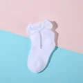 white bow