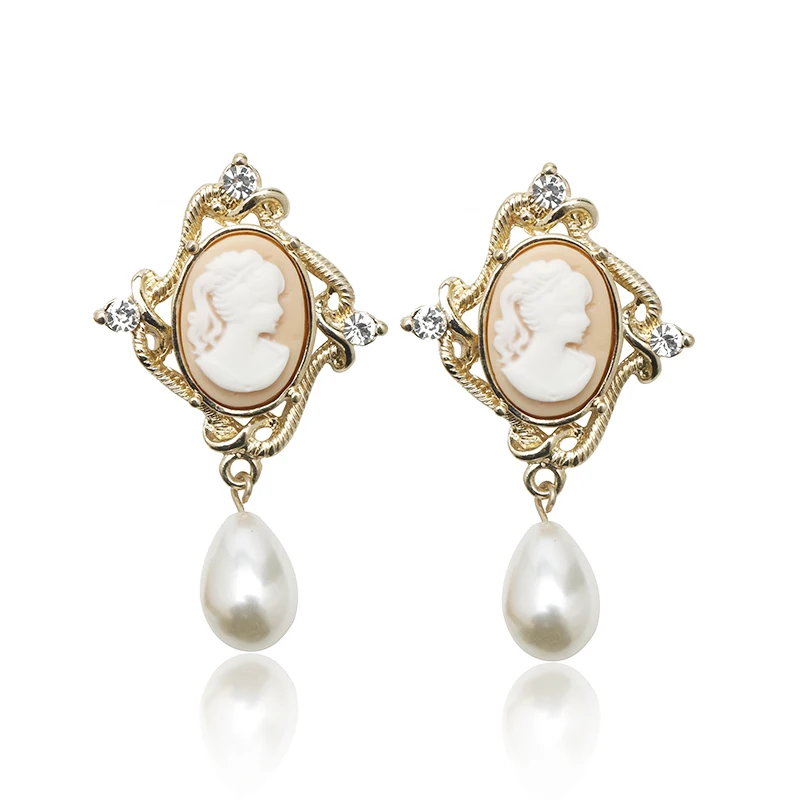 Retro Luxury Baroque Bride Earring For Women Euramerican Palace Vintage Pop Pearl Earrings