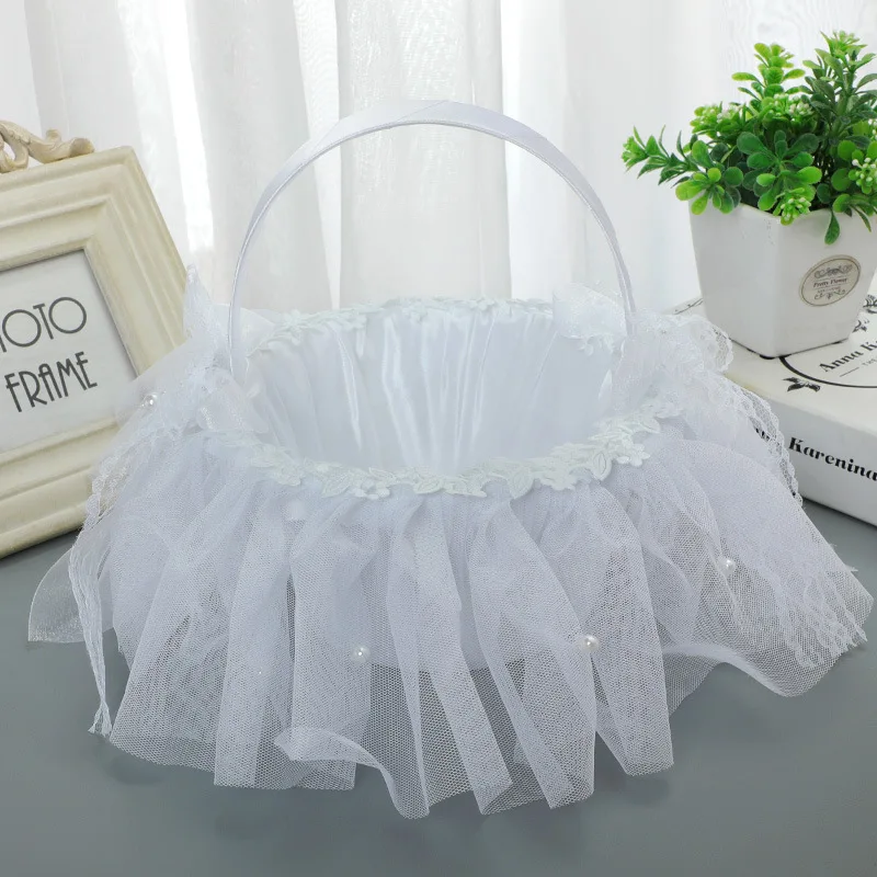 

White Lace Flower Baskets Wedding Supplies Table Decoration Flower Girl Portable Basket for Party Spread Flowers