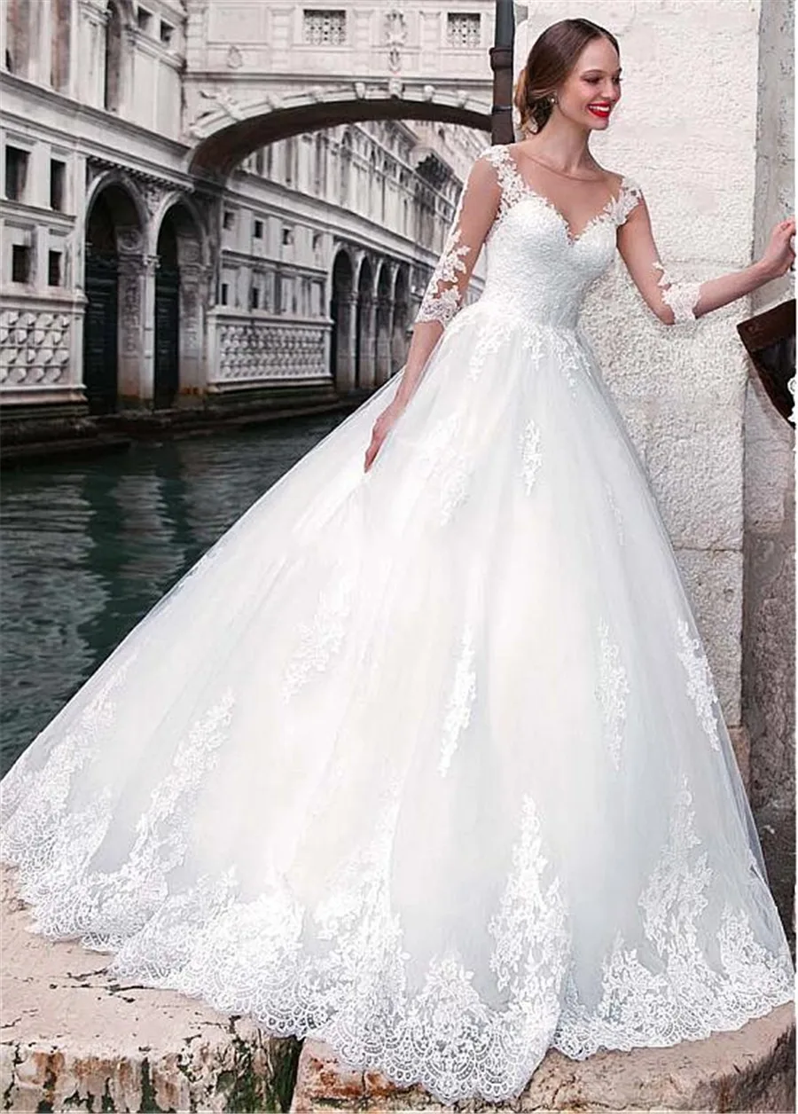 Chic Tulle Jewel Neckline A-line Wedding Dresses 2020 Lace Appliques sleeves Bridal Gowns Illusion Buttons Back robe de m