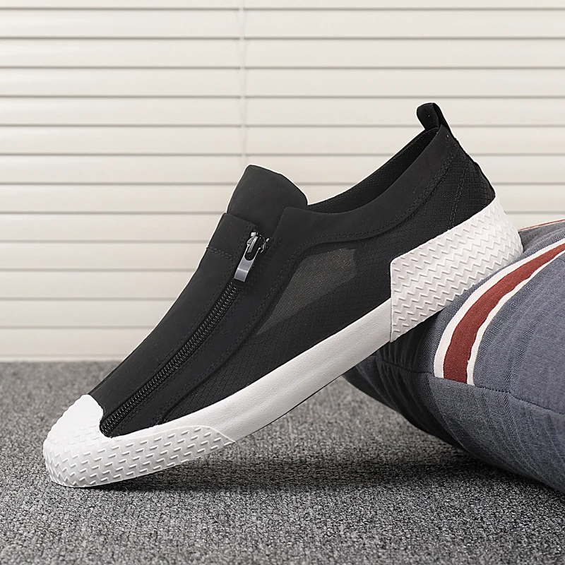 Men\'s Canvas Shoes Breathable Outdoor Casual Shoes Men Black Comfortable Slip-on Loafers Lazy Driving Shoes 2020 New