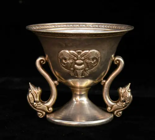 Collect China White Copper Wealth Bat Two Dragon Head Statue Cup oxhorn goblet