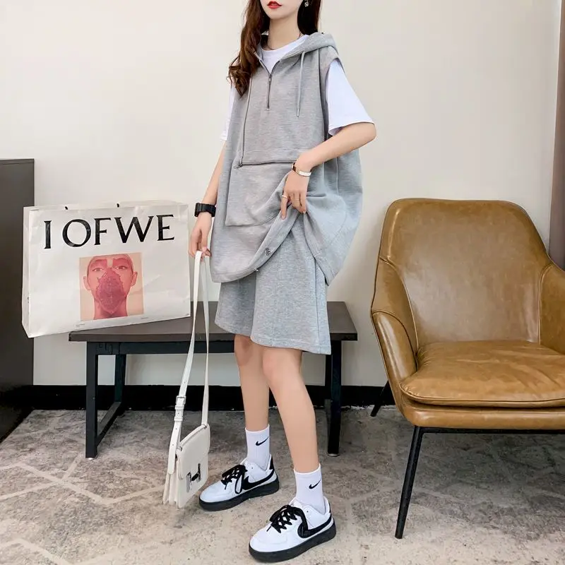 

Womens Suits Hoosed Vest Suits Loose Mid-length Sleeveless Vest Hooded Sports Short Pants Two Piece Sets Oversized Sets Summer