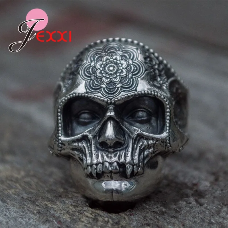 Cool Punk G Berbentuk Kepala Kerangka Jari Cincin untuk Pria Populer Rock Perhiasan Halloween Hadiah