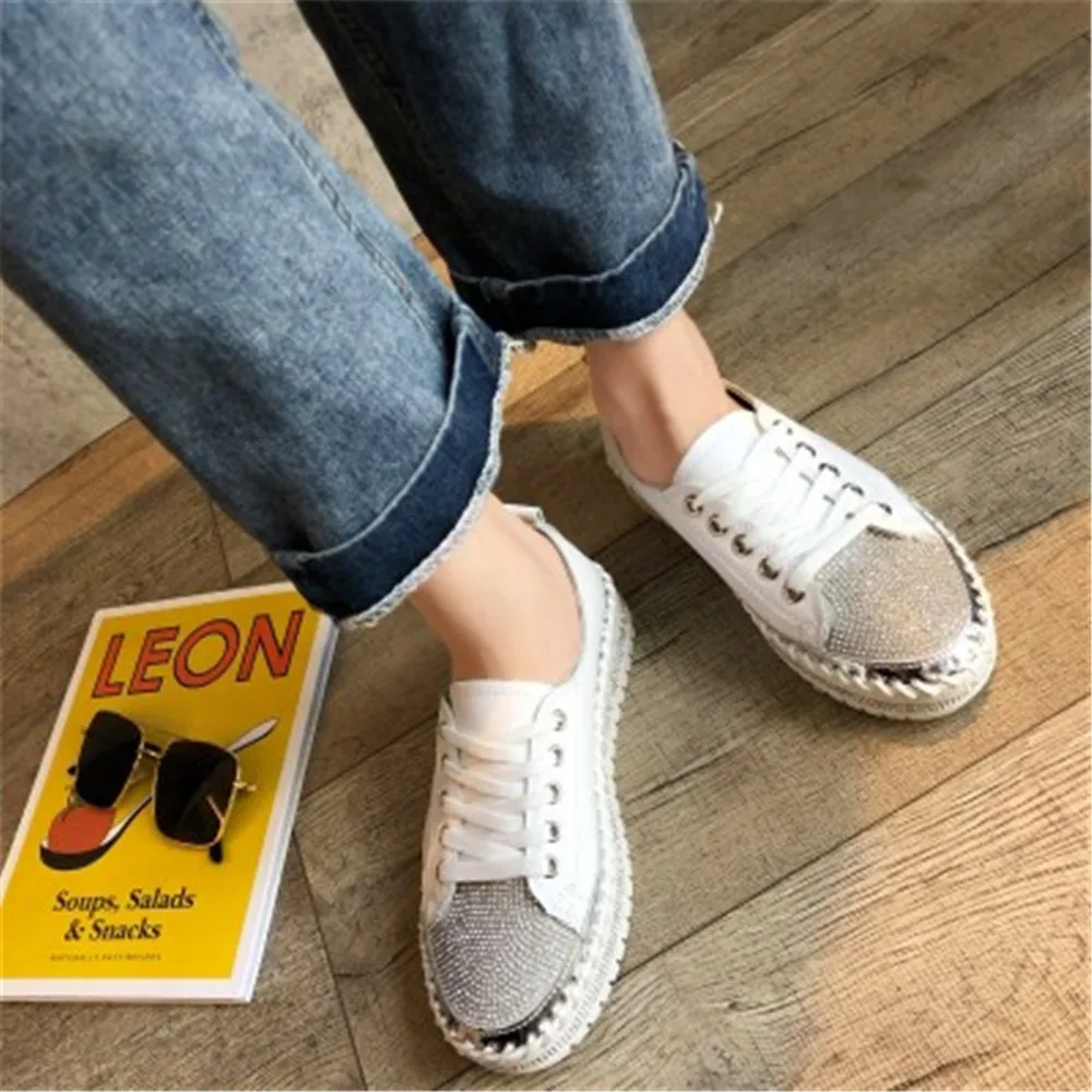 Crystals Round Toe Leather Flats Shoes Women White Silver Bling Loafers Couple Platform Shoes Female Casual Lazy Sneakers 35-43