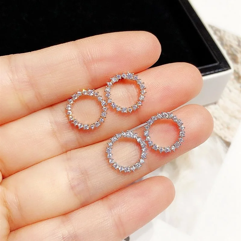 Delicate Simple Design Cubic Zirconia Paved Round Stud Earrings Rose Gold Color CZ Crystal Women Earrings