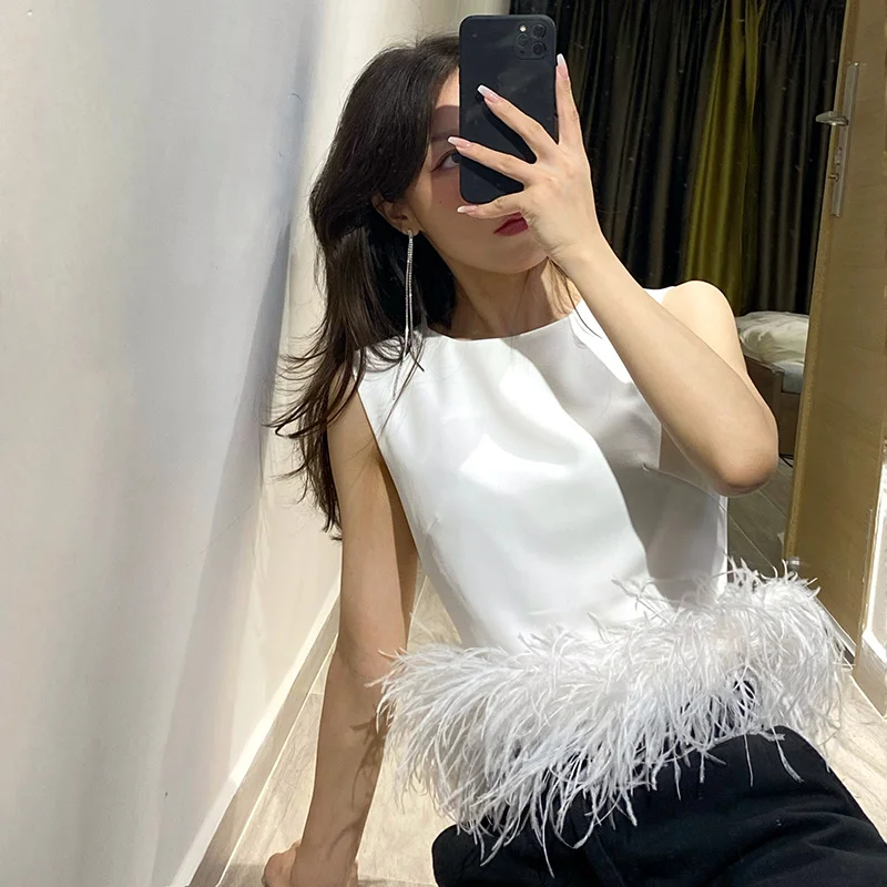 NHKDSASA Fashion Shirt Top Women Black Patchwork Feathers Korean Round Neck Sleeveless Slim Tops Female 2022 Summer Clothing