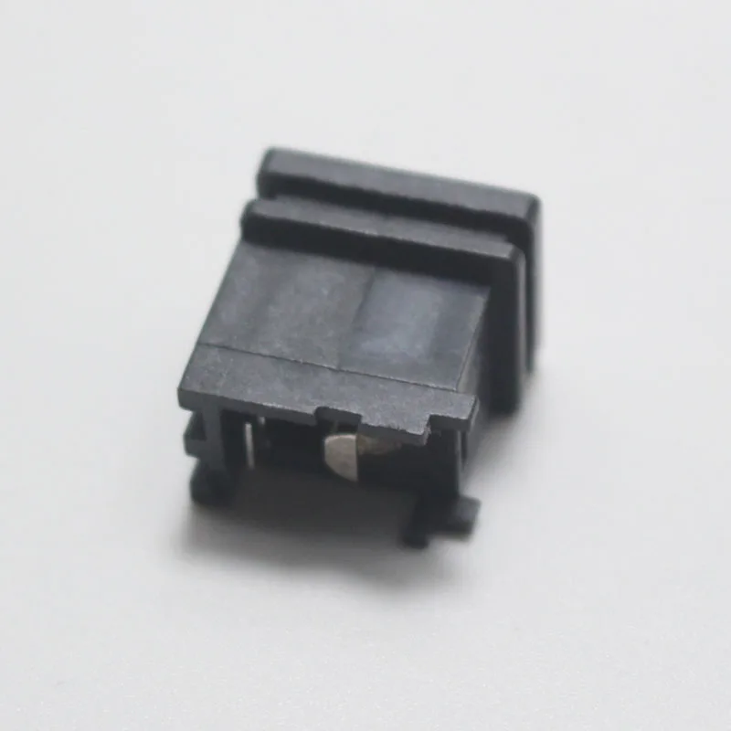 1pcs 5.5*2.5mm DIP DC Power jack Tablet Notebook Charging Switch Connector Repair Socket for Toshiba satellite P300 p305 l355