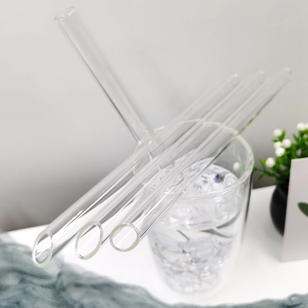 1Pc Reusable Glass Boba Bubble Tea Straws Glass Drinking Straws Colorful 12mm Wide Smoothie Milkshake Straw with Cleaning Brush