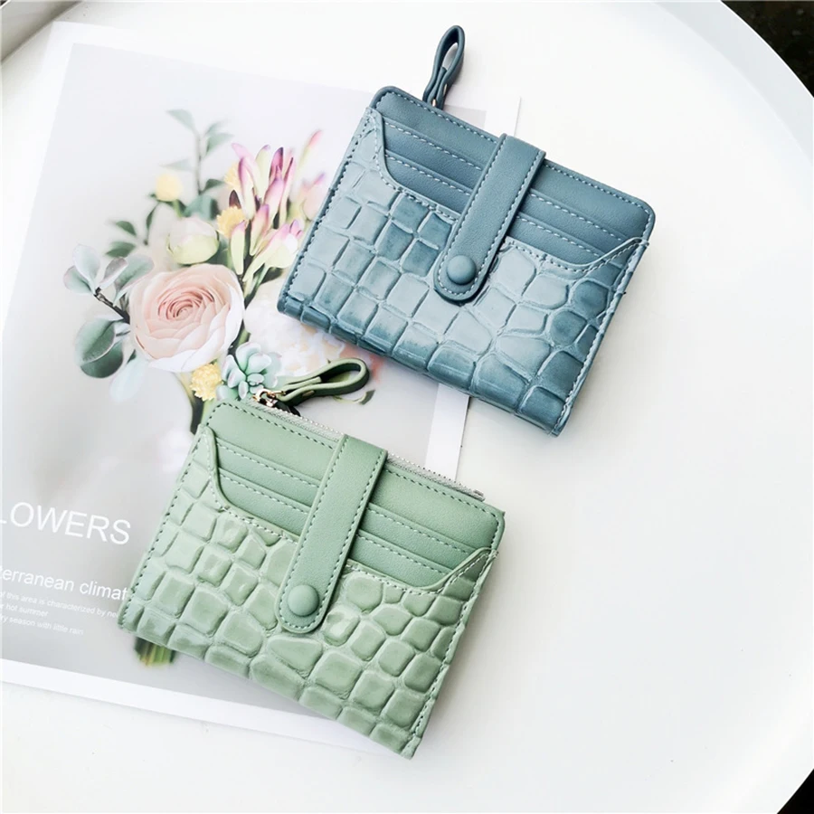 Alirattan New Trendy Crocodile Pattern PU Leather ID Credit Card Holder For Women,Fashion Design Lady ID Card Pack Coin Purse