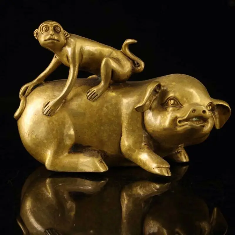 

Chinese Old Copper Handmade Monkey Pig Home Decoration