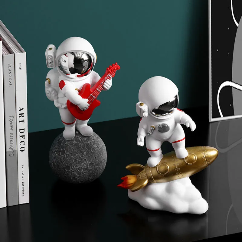 Resin Astronaut Figurines Cute Spaceman with Moon Sculpture Decorative Miniatures Astronaut Statue Gift for Husband or Boyfriend