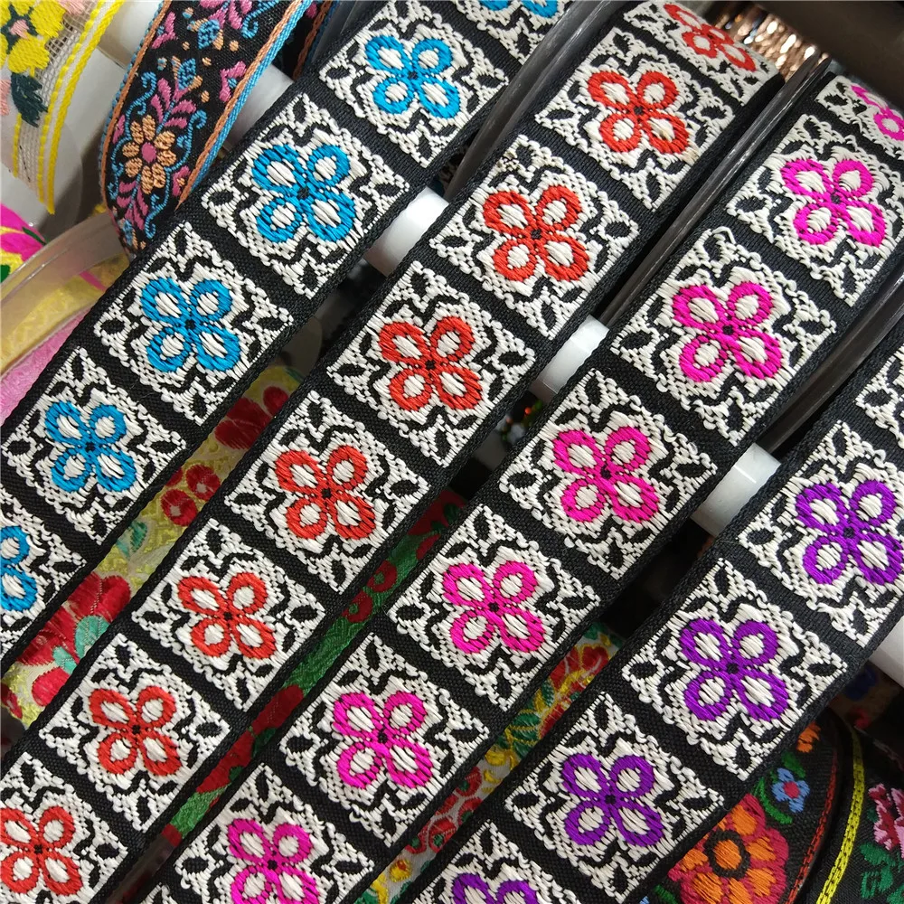 35 millimetri di larghezza Etnico Fiore Del Nastro Ricamato Trim Boho Del Merletto Dei Vestiti FAI DA TE Accessori del Sacchetto di Tessuto Jacquard di Cotone Nastri E Fettucce 1yard