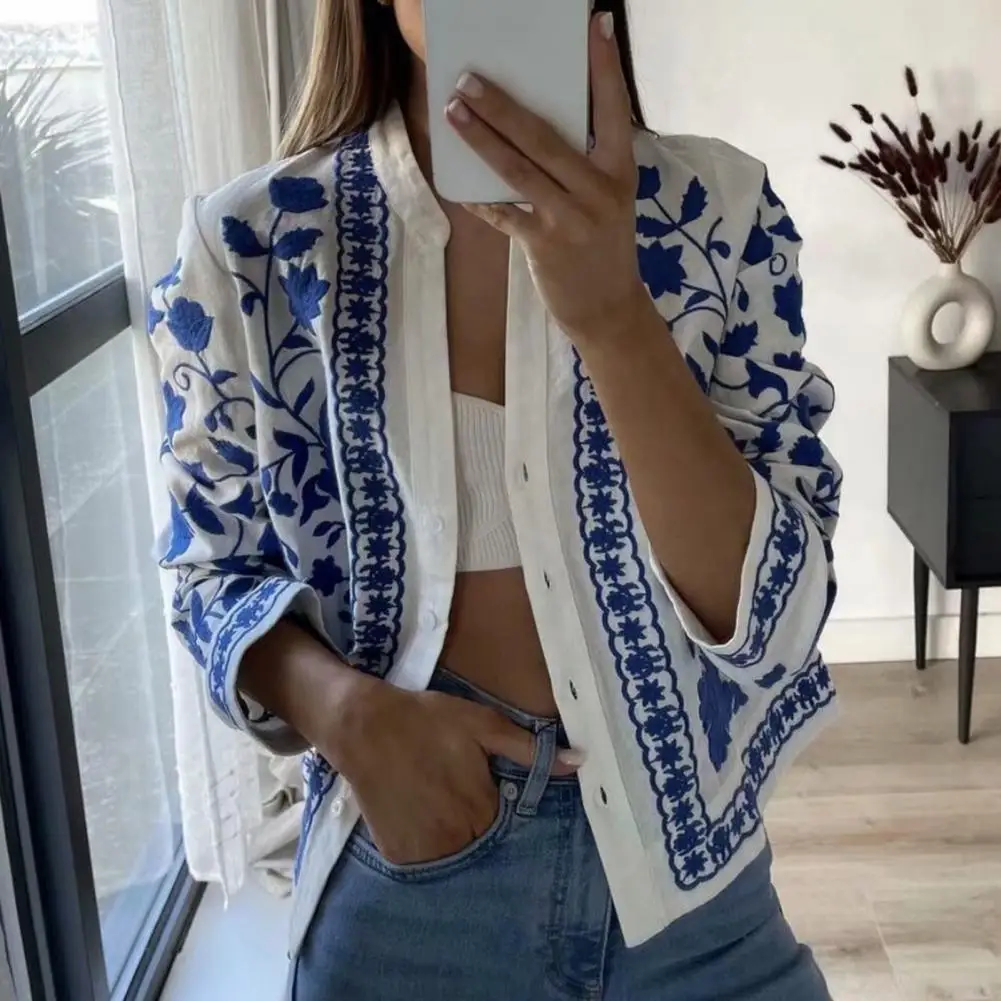 Shirt V-Neck Long Sleeve Single-breasted Floral Embroidery Women Blouse for Daiting Button Straight Cut Desig Fashion New 2021