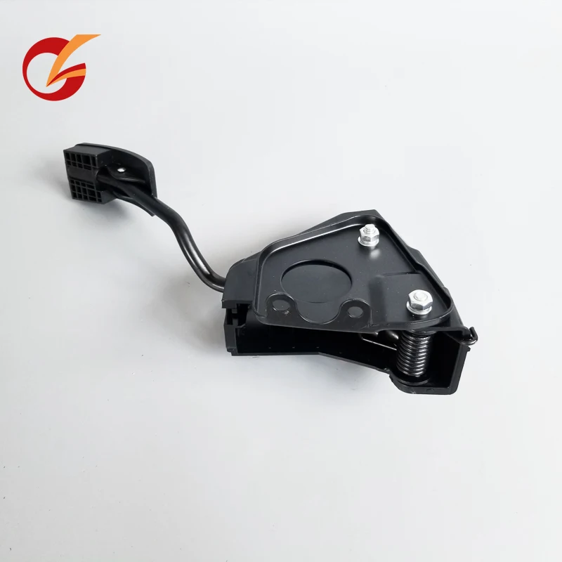 use for toyota hiace 1992-2004 model accelerator pedal driver in the left side type 78202-95J02