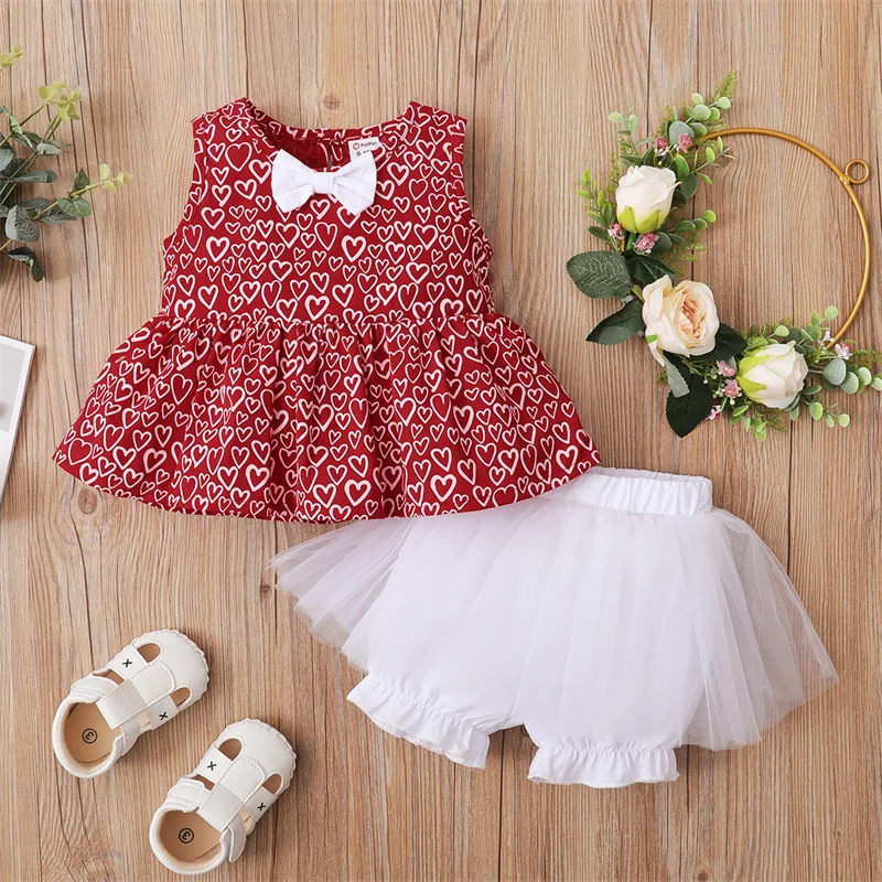 

Christmas Baby Girl Summer Clothes Heart Print Bow Dress Top Tulle Shorts Ruffle Baby Clothing Set Princess Infant Girls Outfits