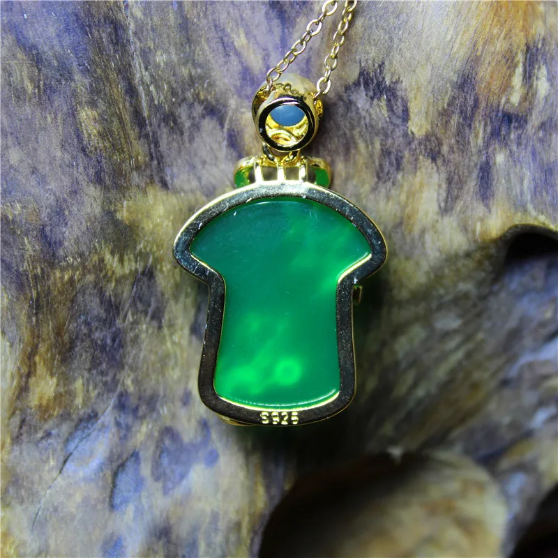 Liemjee Wholesale Fashion Jewelry Green Agate Inlaid Cheongsam Necklace For Women Feature Namour Charm Gift All Seasons