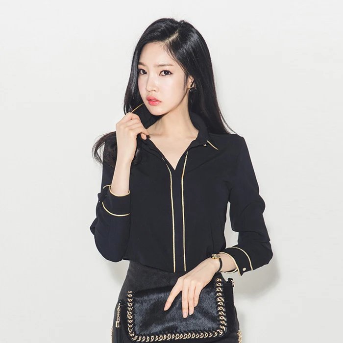 2020 autumn clothes Korean commuter professional temperament all-match black shirt Western style clothes fashionable blouse tops