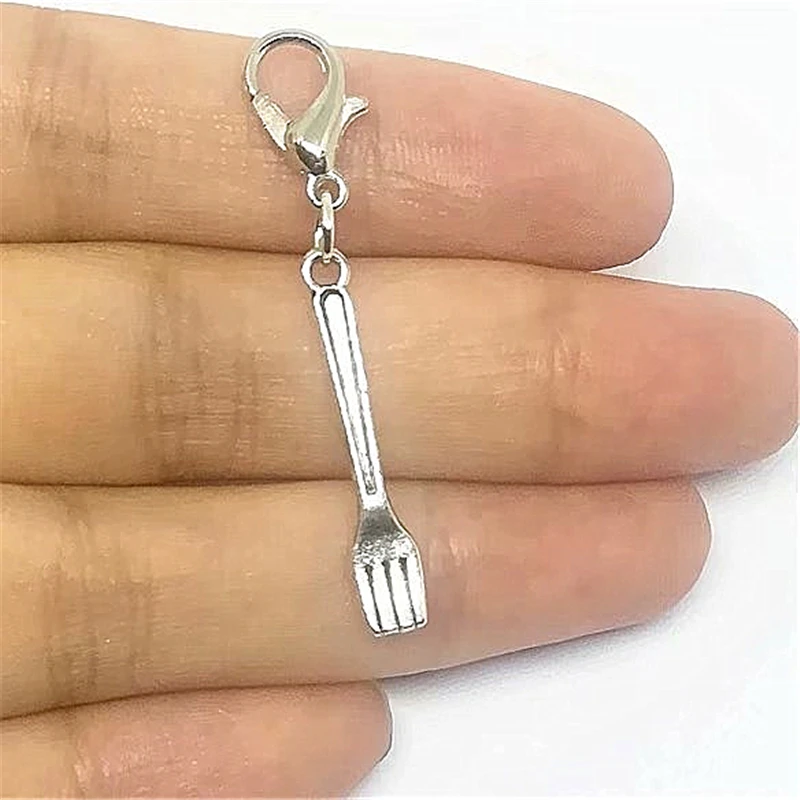 3 Pcs Antique Silver Color Tiny Metal Fork Clip on Charm, Fork Zipper Pull, Jewelry Charm Bracelet Clip on Pendant