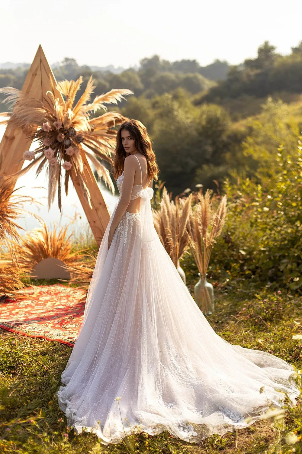 Vestido de novia de línea a con tirantes finos, traje de novia Sexy con apliques de encaje para la playa, vestido de novia con Espalda descubierta, 2021