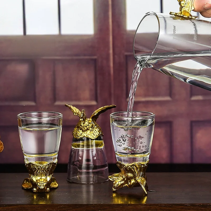 Creative Gold-plated Animal Head Glass Spirit Glass Zodiac Wine Glass Wine Dispenser Brandy Steins Gift for Friends Home Decor