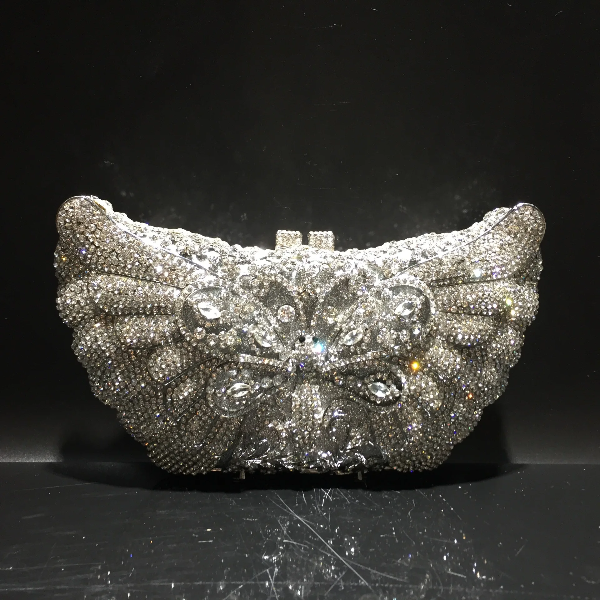 

22x12.5CM Rhinestone Bag Corrugated Metal Crystal Evening Bag Clutch Bag Butterfly Diamond Bag a6757