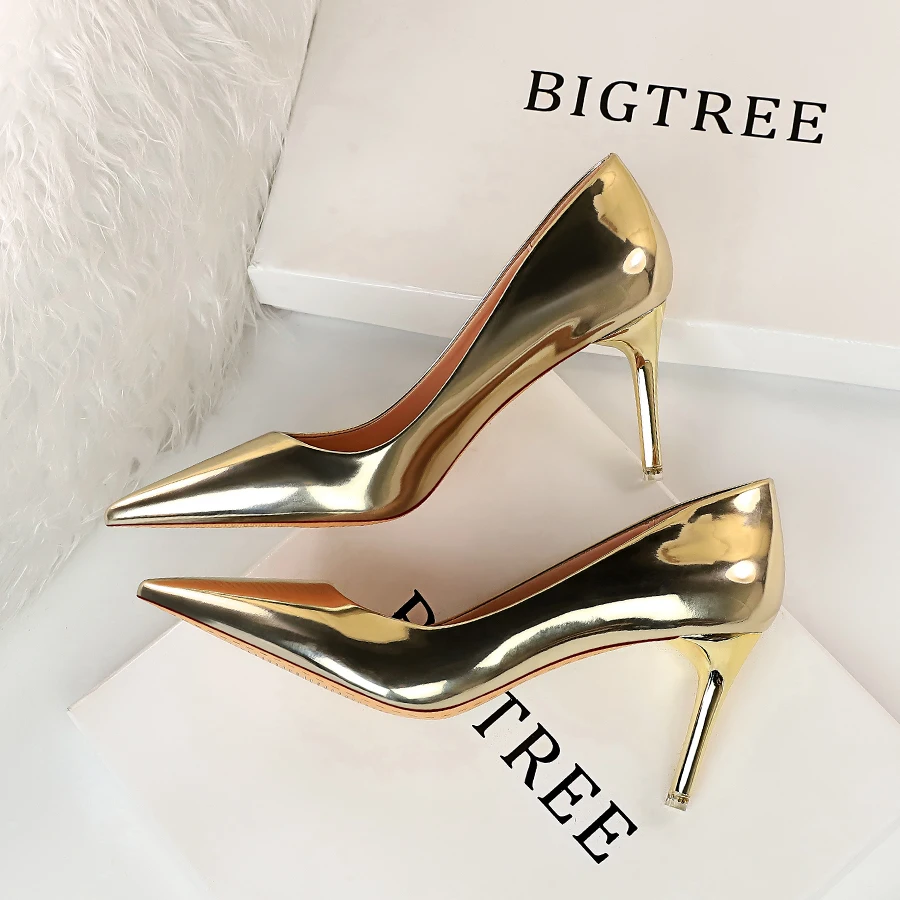 Sexy Women Pumps 2022 New Patent Leather Pointed Toe Woman Stilettos High Heels Party Shoes Slim Ladies Slip On Shoes Casual