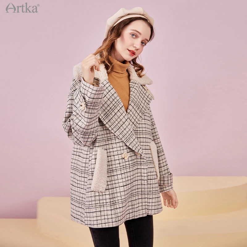 ARTKA 2020 Winter New Women Woolen Coat Vintage Plaid Lambswool Thicken Woolen Jacket Loose Warm Woolen Outerwear Women FA25107D