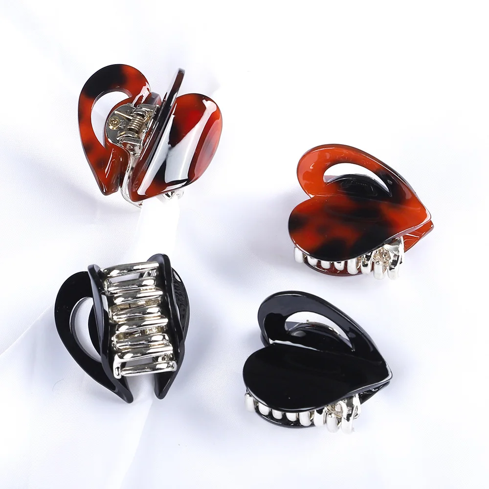 

2PCS Acetate Hollowt Out Heart Hair Claw Clips Women Tortoiseshell Acrylic Small Hair Clamps Barrettes Fashion Hair Accessories