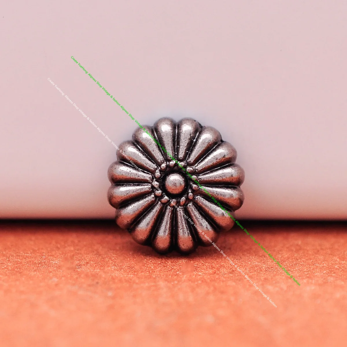 50PC 11mm Antyczny srebrny spadochron Kwiat Skórzany pasek Portfel Wystrój siodła Concho Rivetback