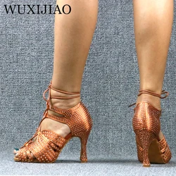 WUXIJIAO stivaletti con lacci scarpe da ballo latino tacchi alti da donna comode scarpe da salsa sandali da festa