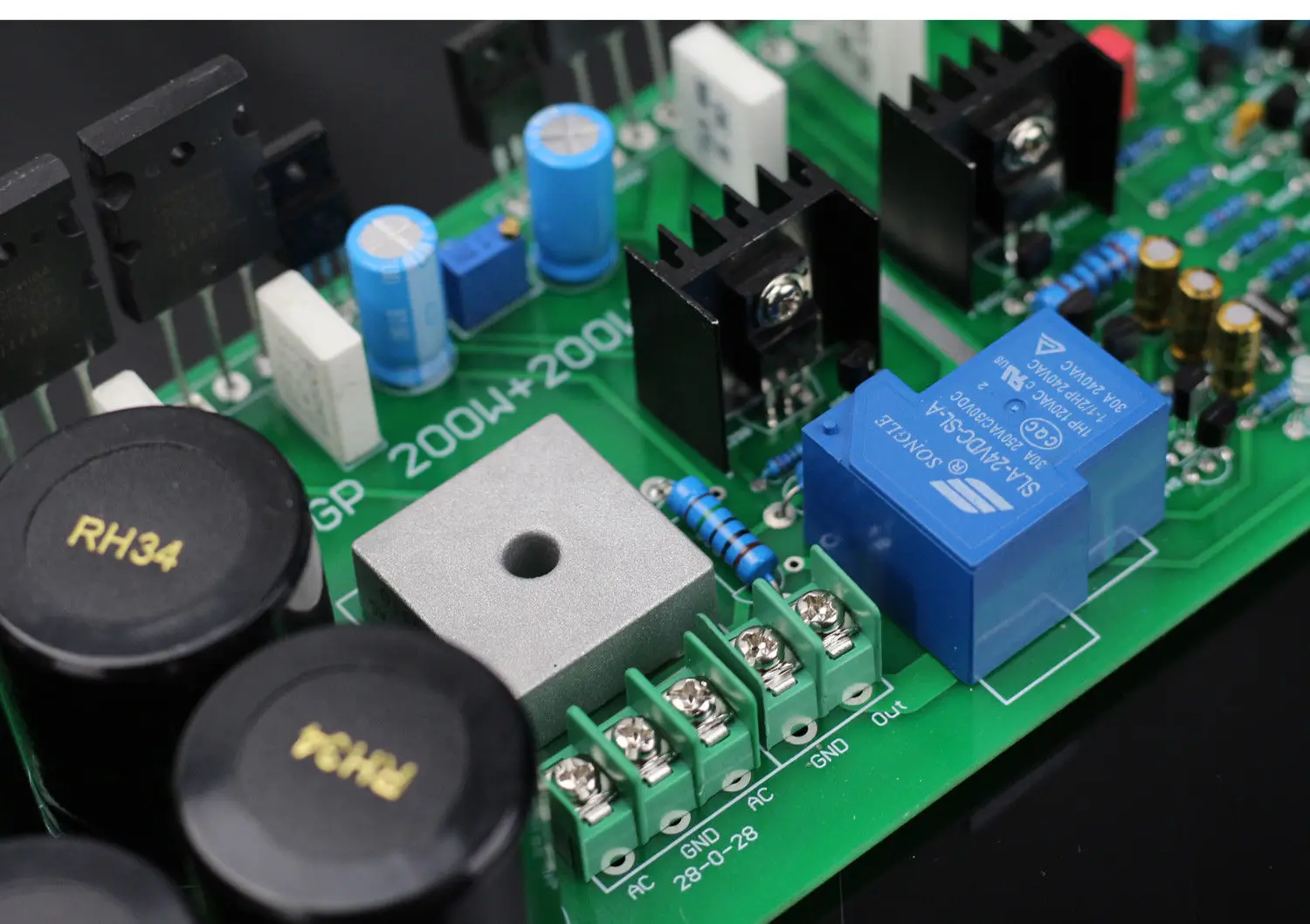 Assembeld HIFI DGP 200W Mono เครื่องขยายเสียงบอร์ดฐาน UK Cyrus Amp เส้น