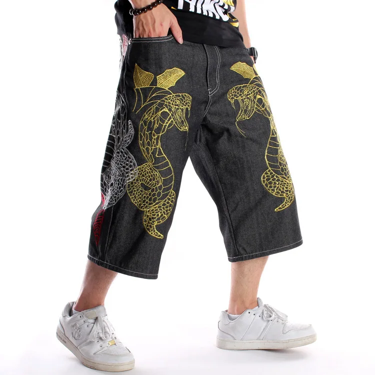 Men\'s Embroidery Hip Hip Denim Shorts Summer Plus Large Size Calf Length Staight Loose Skateboard Baggy Short Jeans hiphop 30-46
