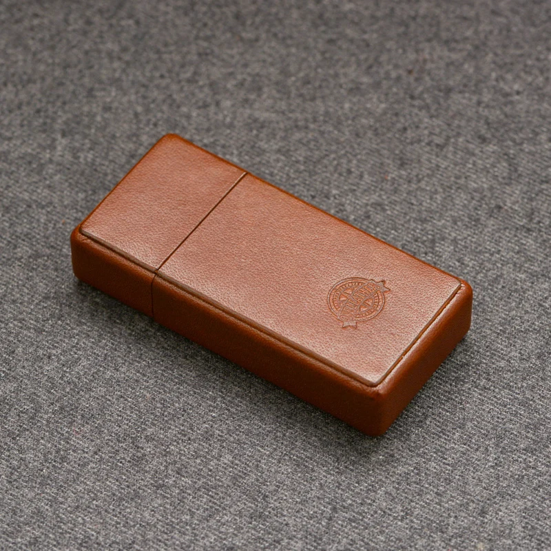 one Leather Exquisite cowhide Outdoor Portable Ashtray W1824-12
