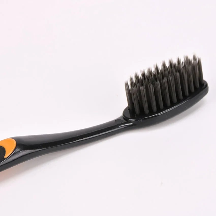 10 unidades/lotes adulto escova de dentes de carvão vegetal de bambu pp + tpr lidar com antiderrapante macio escova de dentes limpeza oral escovas de dentes ferramentas de cuidados dentários