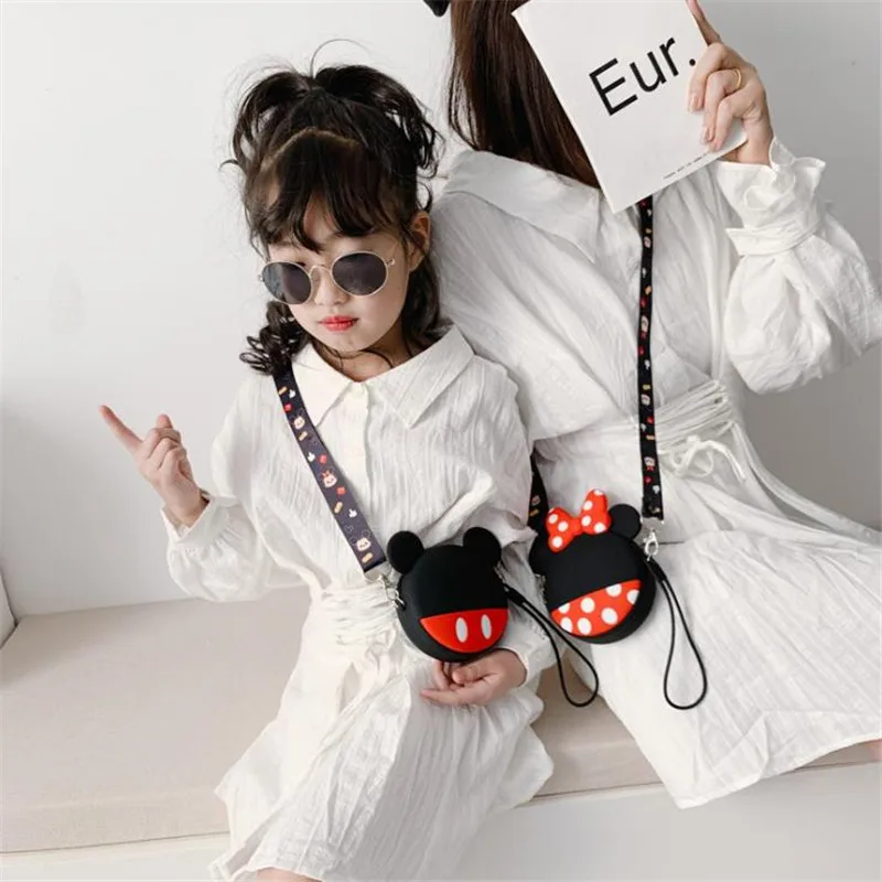 Disney mcikey mouse Girlfriend Back Children Chain Headphone Bag Silicone Zipper Earphone Cables Key Storage Bag Cute Coin Purse