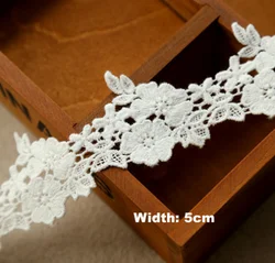 1 Yard Width:5cm Ivory White Flower Hollow Carved Design Laces Water Soluble Embroidered Lace for Sewing Decoration(KK-584)