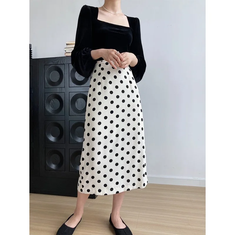 

MRMT 2024 Brand New Temperament Mid-Length Back Slit High Waist a-Line Bag Hip Wave Dot Skirt Skirt For Female Women's Skirts