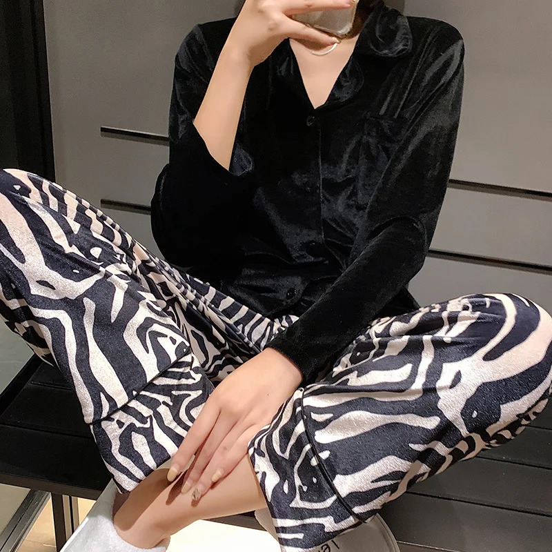 

Велюровый сексуальный Пижамный костюм ночная рубашка 2 шт. рубашка и брюки Черная леопардовая одежда для сна Женская домашняя одежда ночное белье осеннее интимное белье