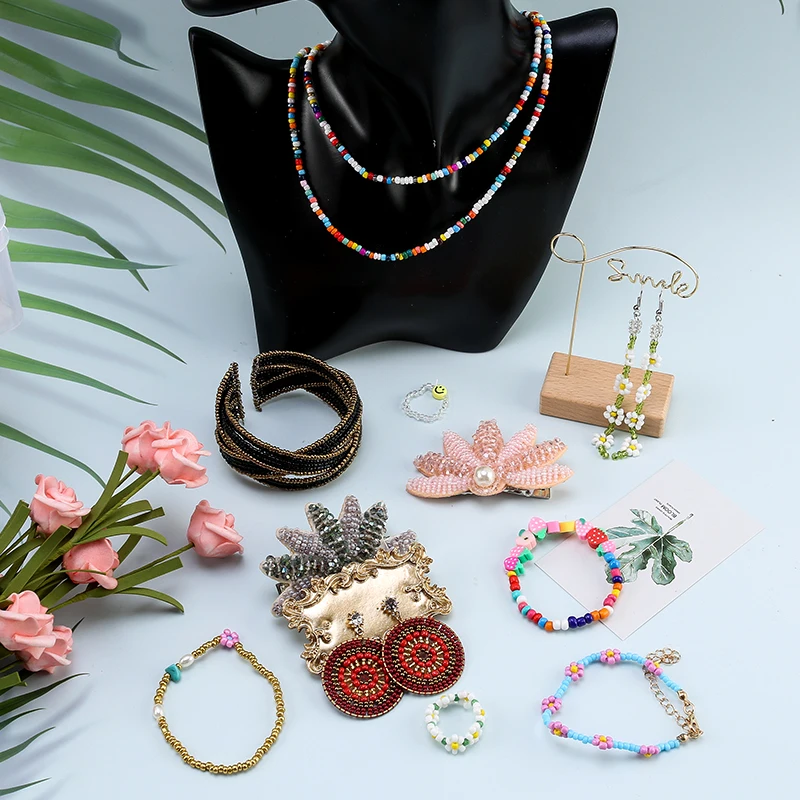 2mm Colored Seed Beads Kit Small Glass Beads Acrylic Letter Bead Set With Organizer Box For Jewelry Making Necklace Bracelet DIY