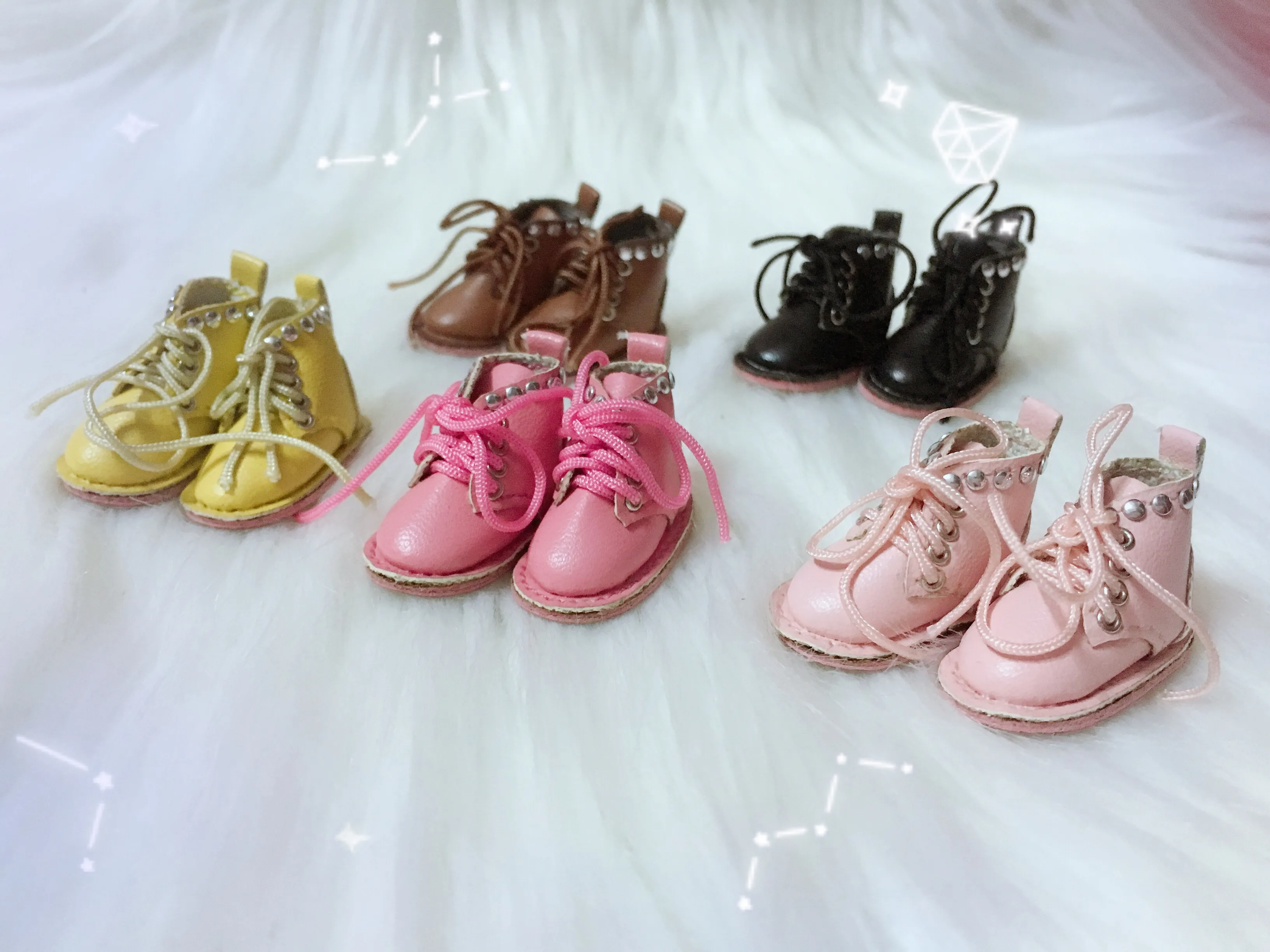 

Monster savage baby cloth ob24 plain body 19 joint hot rubber doll rivet leather boots shoes