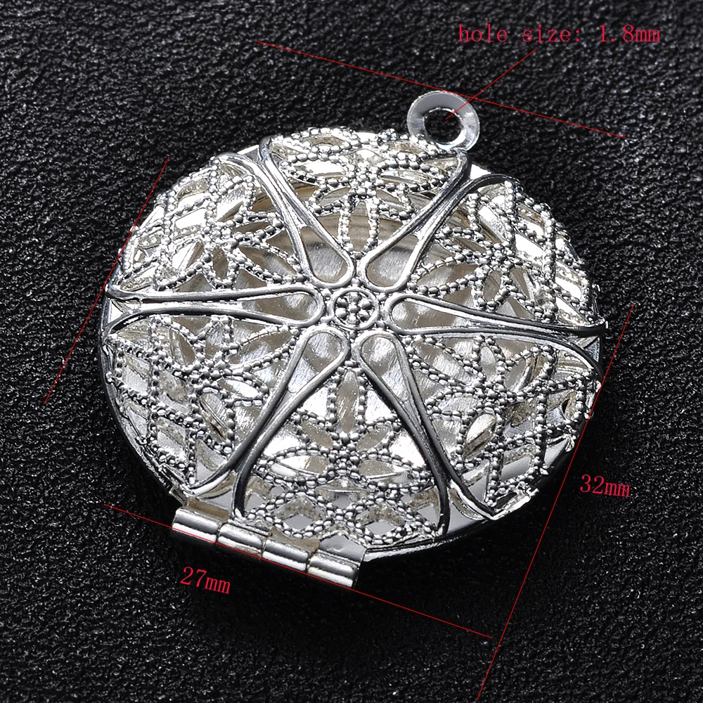 30pcs/Lot 5 Colors Copper Vintage Pattern Photo Frame Locket Charms Hollow Round DIY Locket Pendants